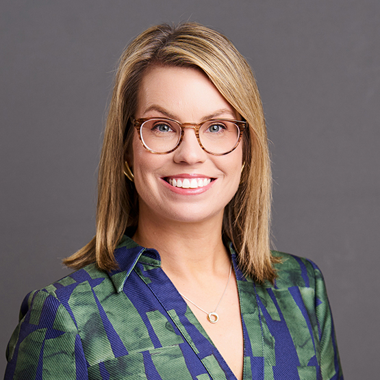 Stacy Reedy headshot