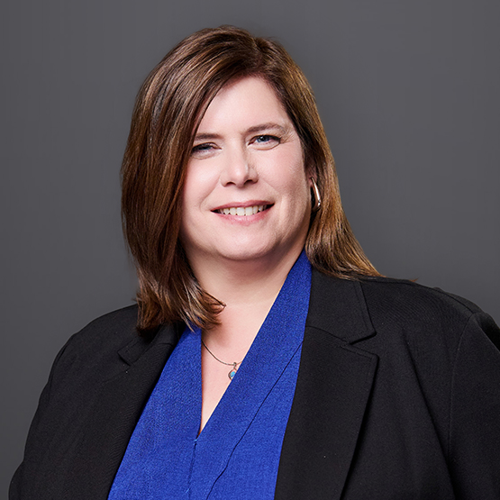 Sharon Moe headshot